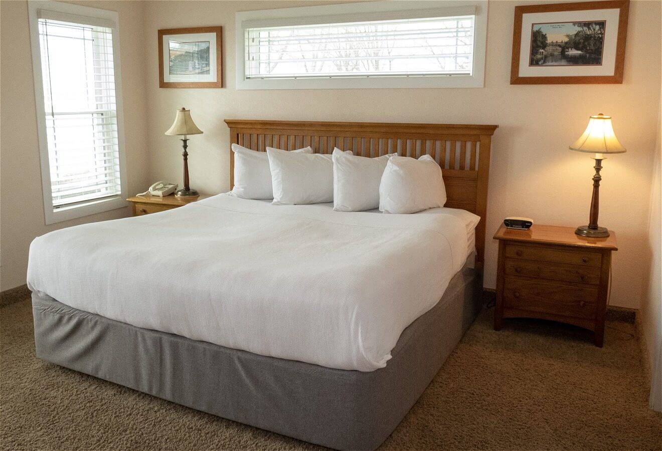 Premium Two Bedroom – King/Full Lakeview - Image 1
