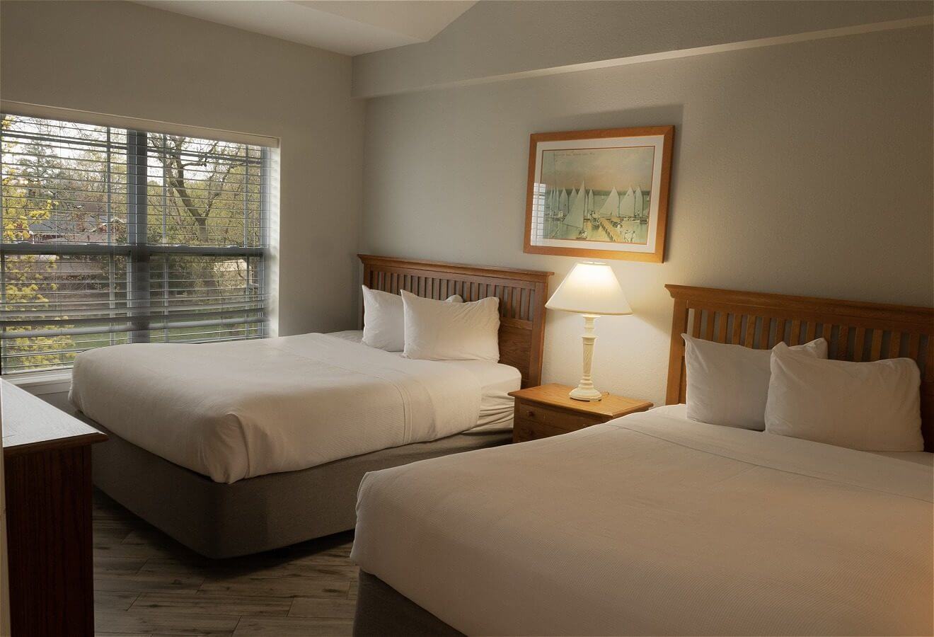 Premium Two Bedroom – King/Two Queen Lakeview - Image 1